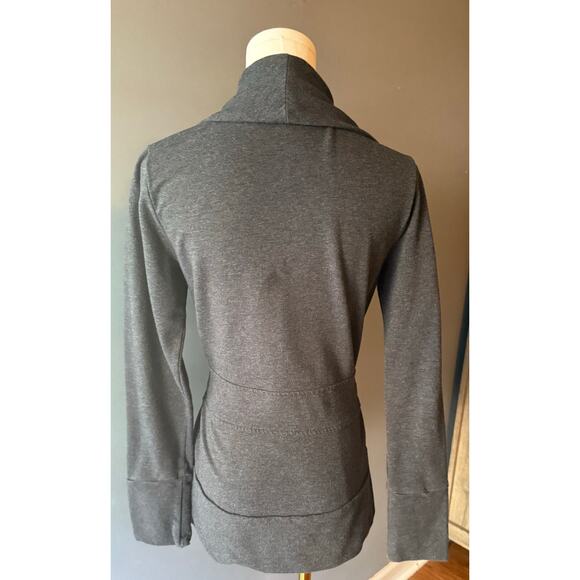 The North Face Tadasana Belted Wrap Cardigan Size SMALL Grey - Picture 5 of 12